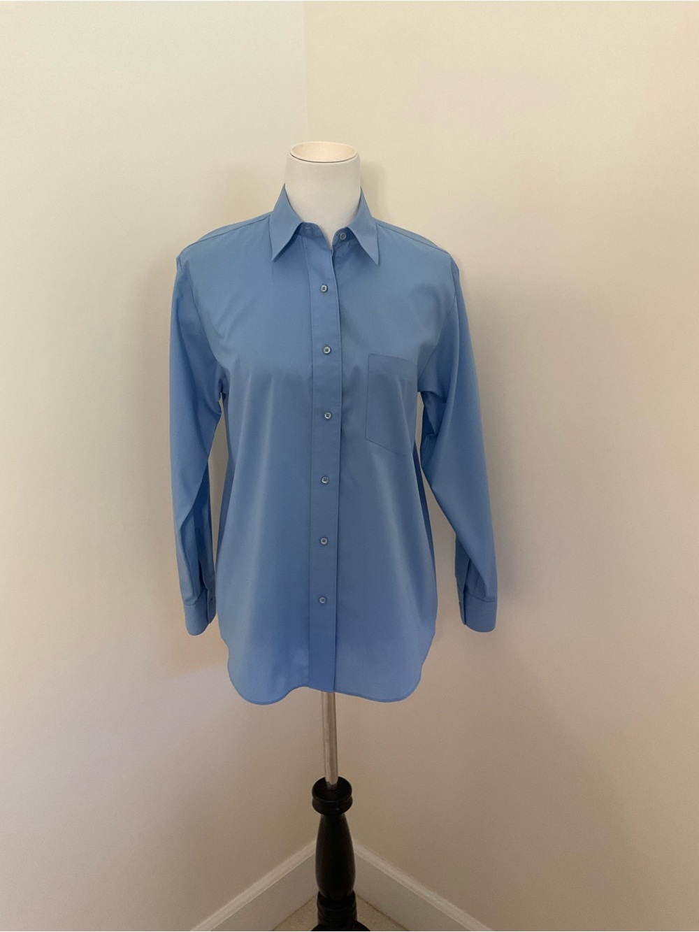 Foxcroft Women's Sky Blue Long Sleeve Button Down Dress Shirt